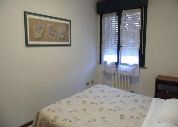 Daire Bilocale Mentana 21 Parma